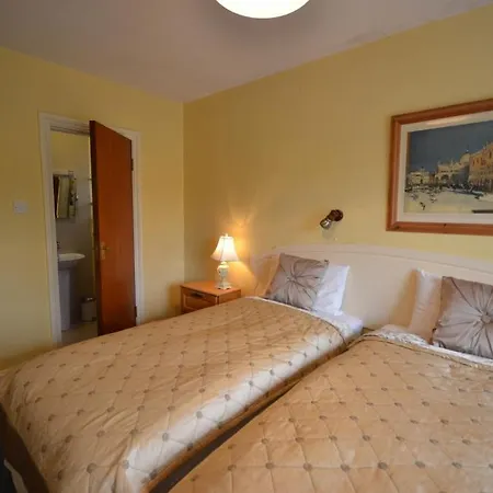 Gormans Country מלון